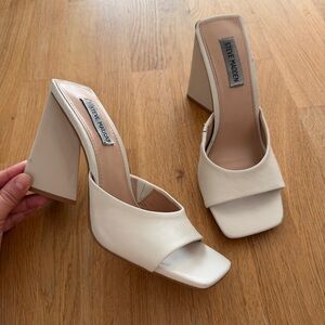 Steve Madden Cream Heels